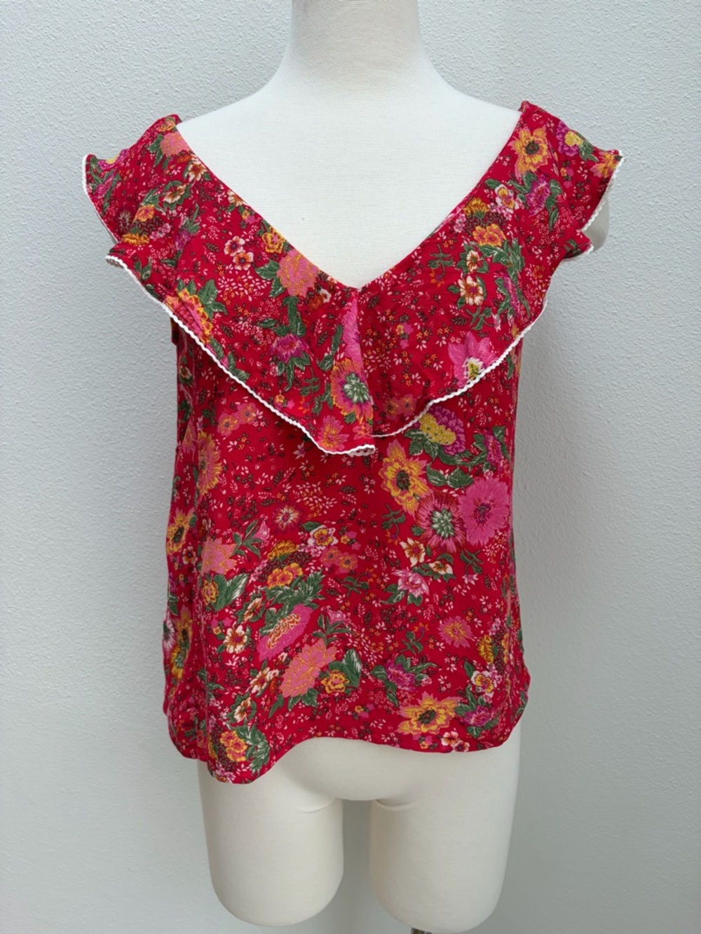 Sezane Manette Floral Blouse Ruffle Open Back Top V Neck Red Pink Size Small - Picture 2 of 14